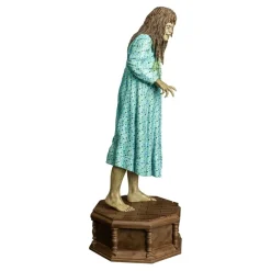Trick Or Treat Studios Collectibles-The Exorcist - Regan 12