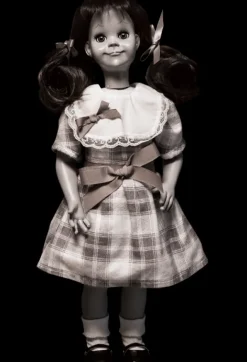 Trick Or Treat Studios Collectibles-The Twilight Zone - Talky Tina Doll