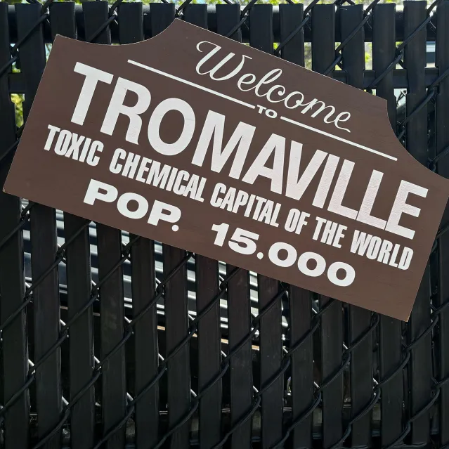 Trick Or Treat Studios Last Chance Items|Home & Decor-Toxic Avengers - Tromaville Wood Sign